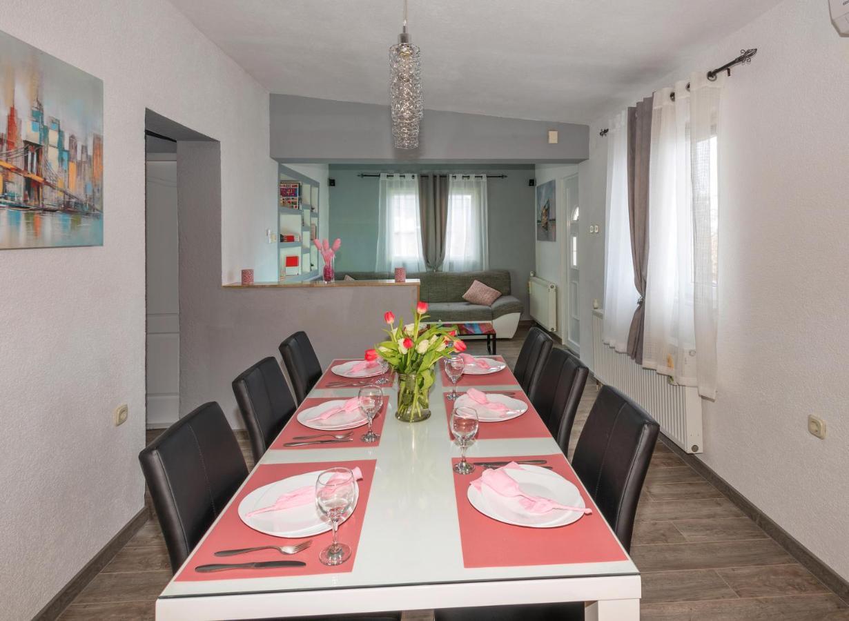 Apartman Koko With Private Jacuzzi ماكارسكا المظهر الخارجي الصورة