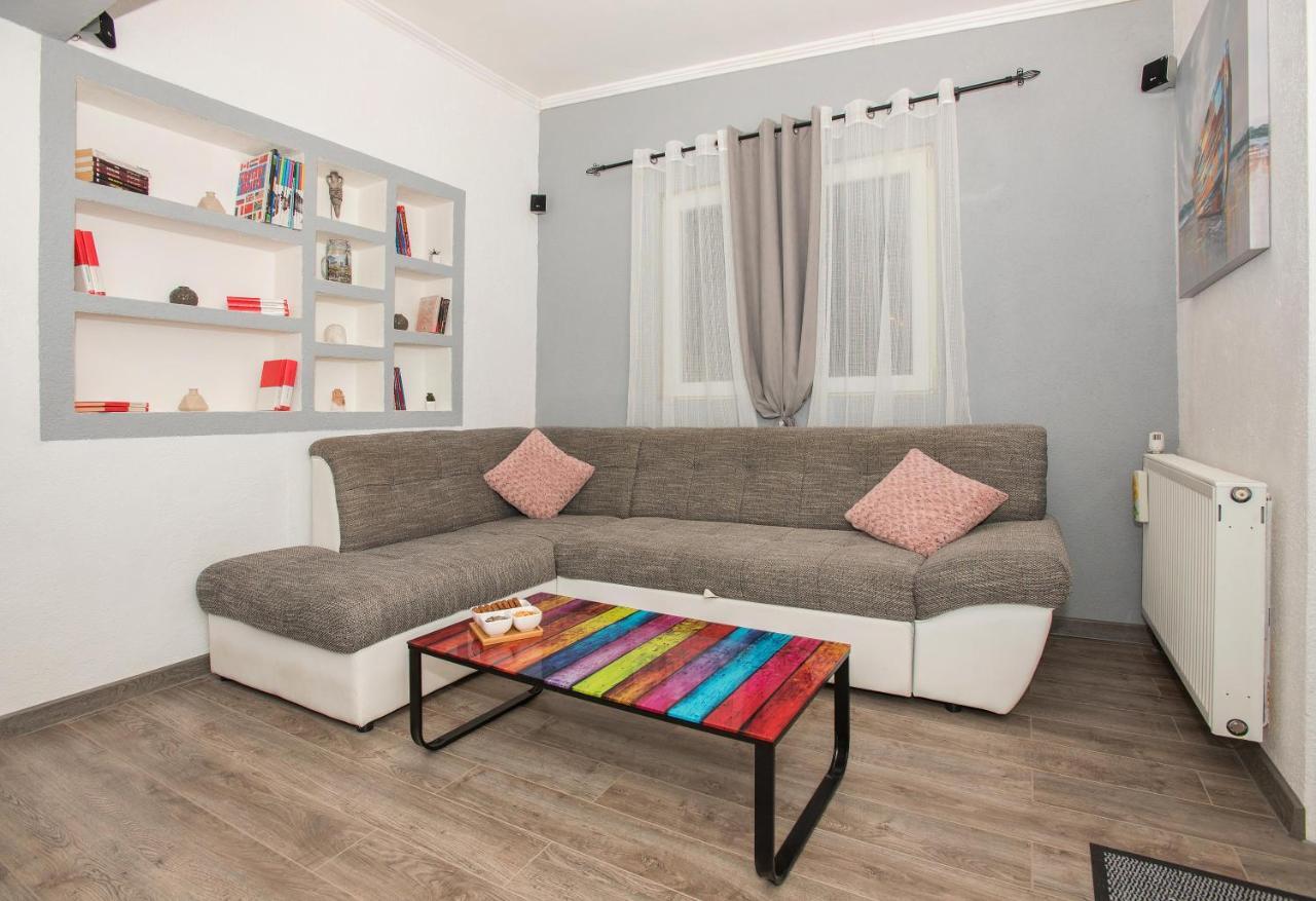 Apartman Koko With Private Jacuzzi ماكارسكا المظهر الخارجي الصورة