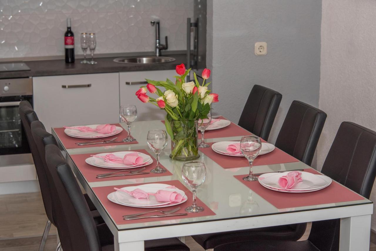 Apartman Koko With Private Jacuzzi ماكارسكا المظهر الخارجي الصورة